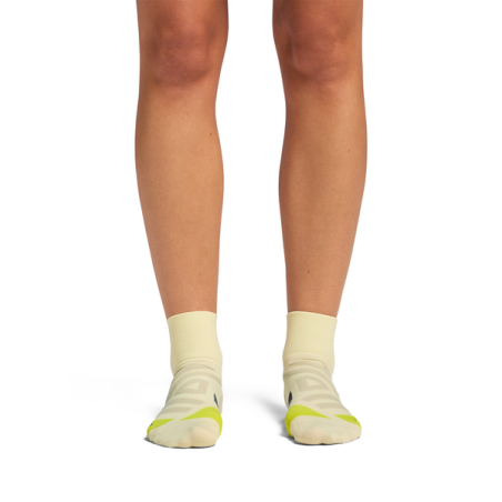 On Running Performance Mid Sock Seedling/Kiwi