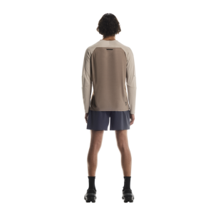 On Running Performance Long-T Homme Desert/Cinder