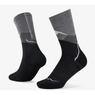 Buff Merino Lightweight Crew Sock Graphite