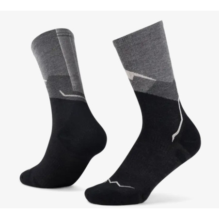 Buff Merino Lightweight Crew Sock Graphite
